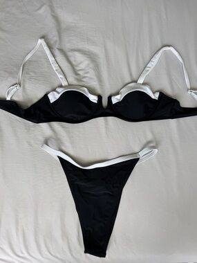 Black and White Contrast Women's Bikini Set